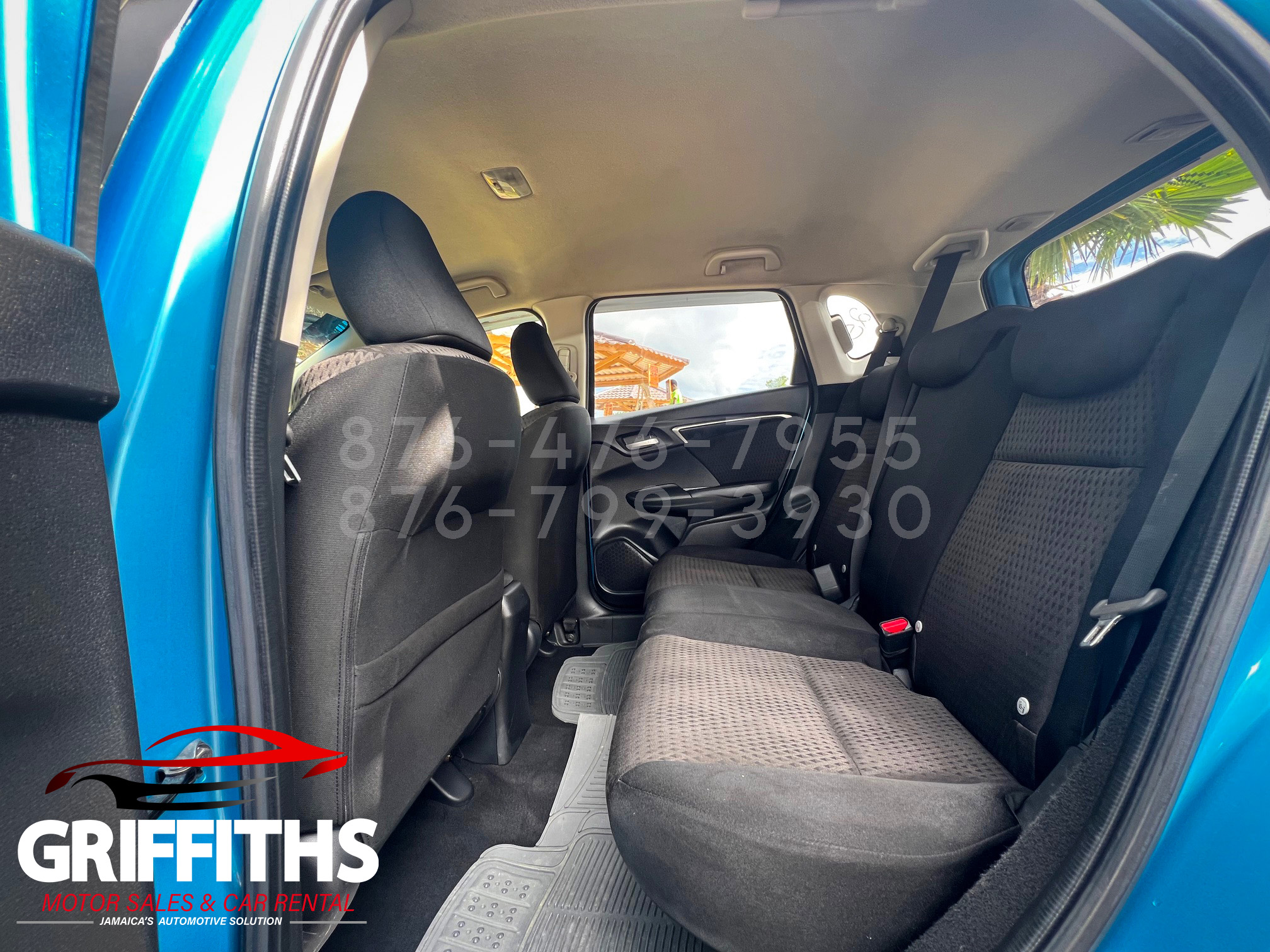 Vehicle Image 14